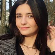 Je suis une enseignante de Portugais et d'Anglais